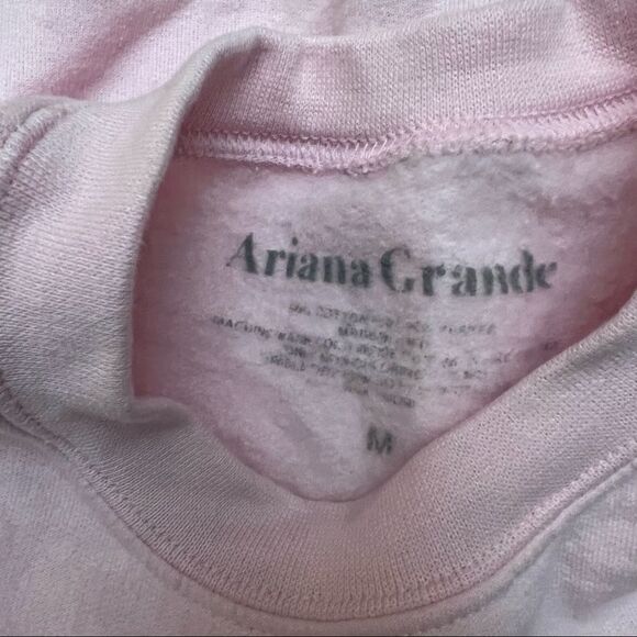 Ariana grande pink sweater - Picture 8 of 8